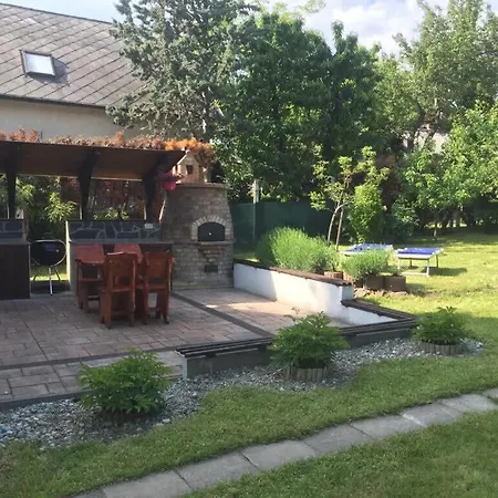 Különleges Hangulatú Ház Balatonfűzfőn * Balatonfůzfő